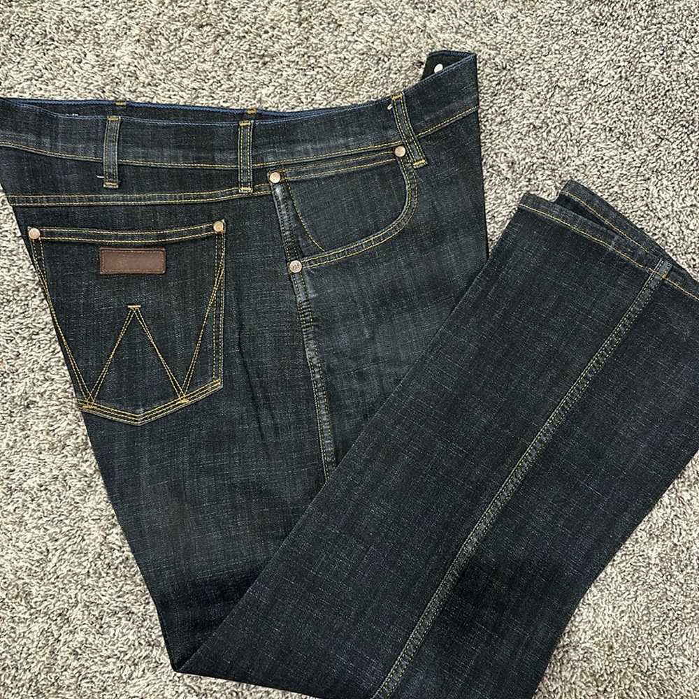 Men’s Dark Wash Wrangler Jeans